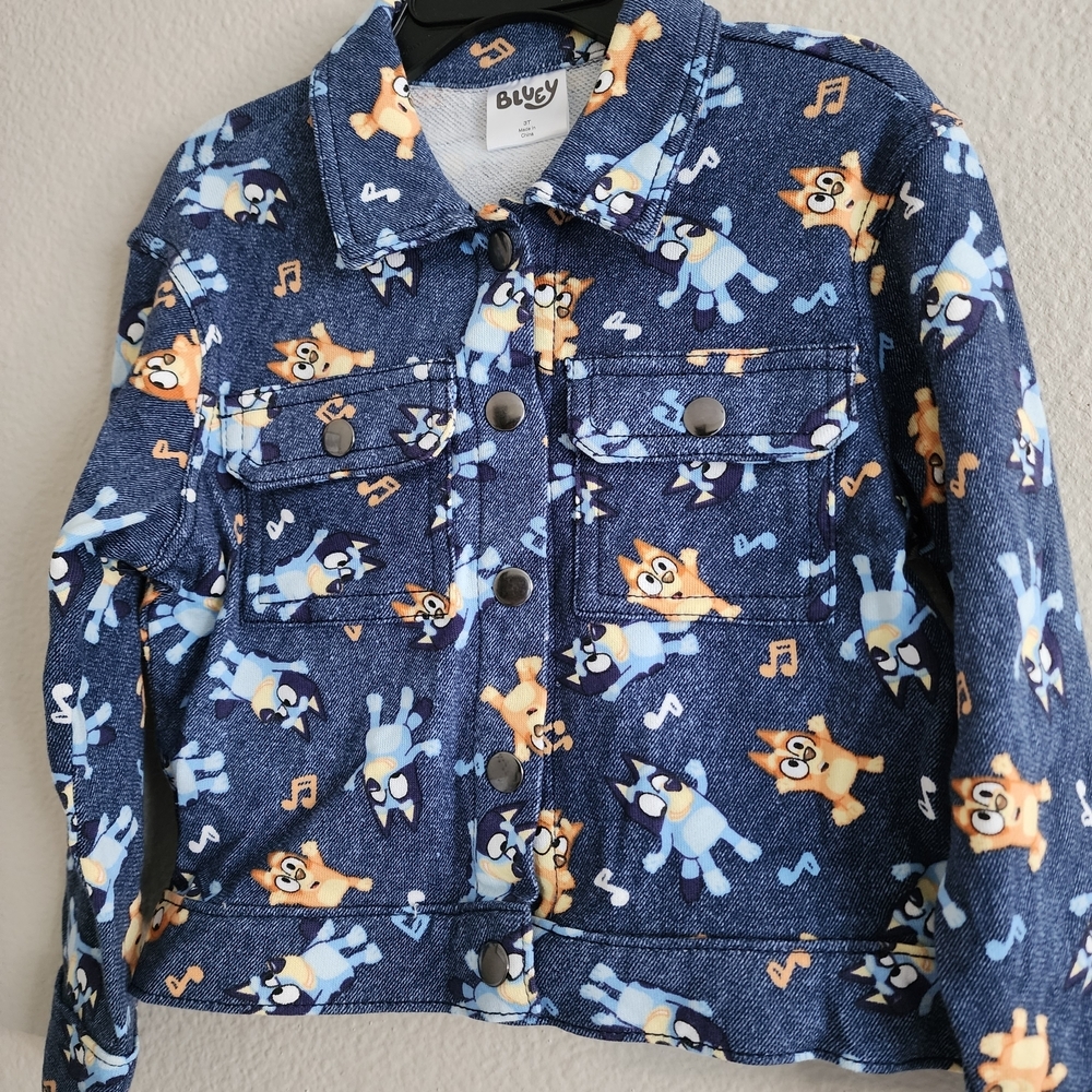 NWT Bluey & Bingo Toddler Knit Denim Jacket Size 3T Blue Musical Notes - Picture 4 of 5